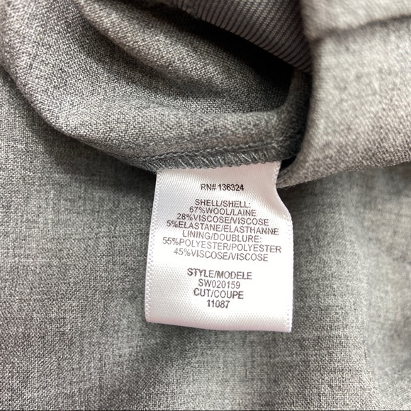 HALSTON HERITAGE Gray Slim Ankle Pants - Picture 7 of 7